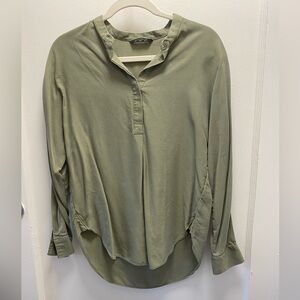 Banana Republic Green Long Sleeve Size M